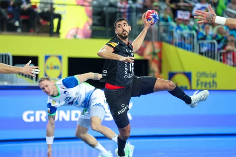 يحيى خالد: أشعر أن منتخب اليد مصاب بلعنة.. لكننا سنعود